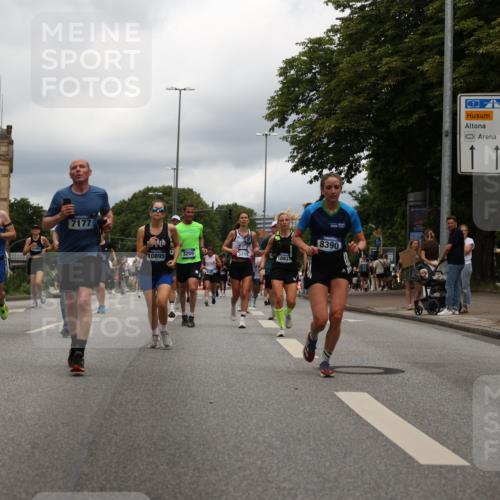29.06.2025 - hella hamburg halbmarathon Yannick Fuchs http://msf.ph/oto/8242996 29.06.2025 10:47:30 20KM 1030, 1061, 1151, 1499, 1706, 1727, 1783, 2070, 2074, 2082, 2099, 2354, 3059, 3208, 3209, 4635, 4770, 5077, 5638, 5866, 6481, 6511, 6512, 6628, 6629, 6762, 6877, 6942, 7177, 7274, 7864, 7918, 8335, 8390, 8447, 9142, 9537, 10549, 10891, 10895, 11992, 12379, 12413, 12490, 12875, 12909, 13032, 13289, 13865, 13997, 14323, 15061, 15126, 15179, 15441, 15497, 15502, 15946, 16477, 16538, 16986, 17348, 18134, 18143, 18418, 18487, 18590, 18720 meine-sportfotos.de