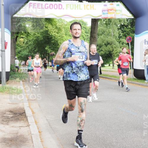 29.06.2025 - hella hamburg halbmarathon MichiJ http://msf.ph/oto/8243003 29.06.2025 10:27:54 Zwischen KM18-KM19 1343, 1445, 2563, 3282, 3547, 7622, 12091, 13029, 14093, 14204, 14311, 15013, 15094, 15744, 15866, 15873, 17215, 18547, 18734 meine-sportfotos.de