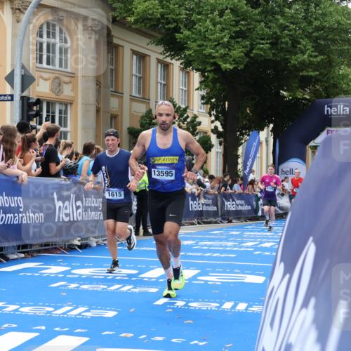 29.06.2025 - hella hamburg halbmarathon Strokosch-Dieckow http://msf.ph/oto/8243025 29.06.2025 10:37:46 Ziel 1505, 1615, 2196, 2404, 9171, 13148, 13595, 14934, 18103, 18276, 18277, 18529 meine-sportfotos.de