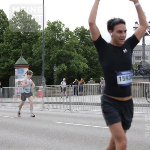 29.06.2025 - hella hamburg halbmarathon Jannik Wohlers http://msf.ph/oto/8243047 29.06.2025 10:30:02 Lombardsbrücke 1647, 2754, 2755, 2901, 4575, 4819, 6344, 10880, 12349, 12350, 12460, 12461, 12687, 12688, 13418, 14421, 15757, 15789, 15938, 16504, 16864, 18046, 18671 meine-sportfotos.de