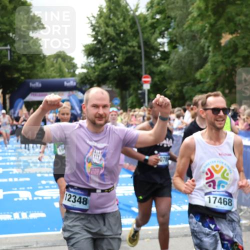 29.06.2025 - hella hamburg halbmarathon Zöllner http://msf.ph/oto/8243050 29.06.2025 10:56:23 Ziel 1193, 3048, 4029, 5465, 5672, 7547, 9622, 9903, 10789, 11231, 11309, 12348, 15300, 16375, 18117, 18495, 18652, 18741, 19152 meine-sportfotos.de