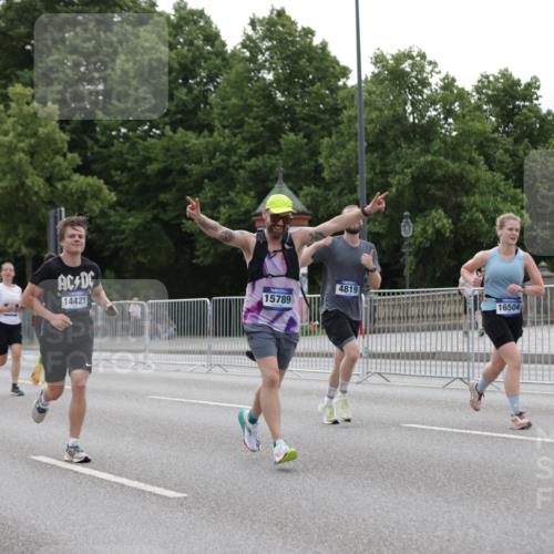 29.06.2025 - hella hamburg halbmarathon Jannik Wohlers http://msf.ph/oto/8243127 29.06.2025 10:30:03 Lombardsbrücke 1647, 2754, 2755, 2901, 4575, 4819, 6344, 10880, 12349, 12350, 12460, 12461, 12687, 12688, 13418, 14421, 15757, 15789, 15938, 16504, 16791, 16864, 18671 meine-sportfotos.de