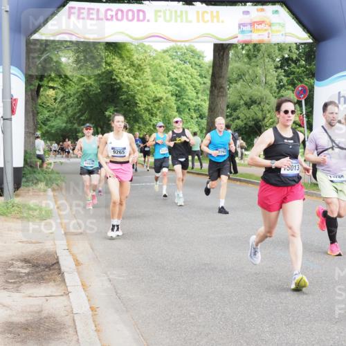 29.06.2025 - hella hamburg halbmarathon MichiJ http://msf.ph/oto/8243220 29.06.2025 10:27:56 Zwischen KM18-KM19 1343, 1803, 2563, 3282, 3547, 6686, 7622, 9265, 11619, 12091, 14204, 14311, 15013, 15094, 15744, 15866, 16820, 17215, 17360, 17792, 18547, 18734 meine-sportfotos.de