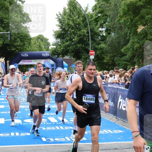 29.06.2025 - hella hamburg halbmarathon Zöllner http://msf.ph/oto/8243268 29.06.2025 10:56:28 Ziel 3048, 4029, 5672, 6399, 7742, 8863, 9622, 10665, 11231, 11309, 15300, 15818, 16257, 16375, 17734, 18117, 18495, 18652 meine-sportfotos.de