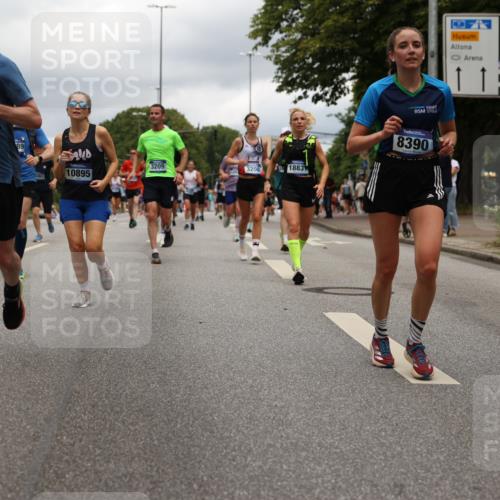 29.06.2025 - hella hamburg halbmarathon Yannick Fuchs http://msf.ph/oto/8243298 29.06.2025 10:47:31 20KM 1030, 1061, 1151, 1499, 1706, 1727, 1783, 2070, 2074, 2082, 2099, 2354, 3059, 3208, 3209, 4635, 4770, 5638, 5866, 6481, 6511, 6512, 6628, 6629, 6762, 6877, 6942, 7177, 7274, 7864, 7918, 8335, 8390, 8447, 9142, 9537, 10549, 10891, 10895, 11992, 12379, 12413, 12490, 12875, 12909, 13032, 13289, 13865, 13997, 14323, 15061, 15126, 15179, 15441, 15497, 15502, 15838, 15946, 16477, 16538, 16986, 17348, 18134, 18143, 18418, 18487, 18590 meine-sportfotos.de