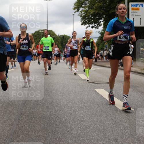 29.06.2025 - hella hamburg halbmarathon Yannick Fuchs http://msf.ph/oto/8243316 29.06.2025 10:47:31 20KM 1030, 1061, 1151, 1499, 1706, 1727, 1783, 2070, 2074, 2082, 2099, 2354, 3059, 3208, 3209, 4635, 4770, 5638, 5866, 6481, 6511, 6512, 6628, 6629, 6762, 6877, 6942, 7177, 7274, 7864, 7918, 8335, 8390, 8447, 9142, 9537, 10549, 10891, 10895, 11992, 12379, 12413, 12490, 12875, 12909, 13032, 13289, 13865, 13997, 14323, 15061, 15126, 15179, 15441, 15497, 15502, 15838, 15946, 16477, 16538, 16986, 17348, 18134, 18143, 18418, 18487, 18590 meine-sportfotos.de