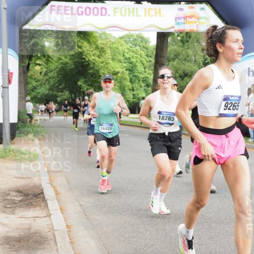 29.06.2025 - hella hamburg halbmarathon MichiJ http://msf.ph/oto/8243542 29.06.2025 10:27:58 Zwischen KM18-KM19 1343, 1803, 2563, 3547, 6686, 9265, 11619, 12091, 14311, 15013, 15094, 15744, 16820, 17215, 17360, 17792, 18285 meine-sportfotos.de