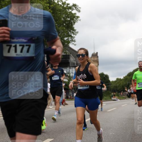 29.06.2025 - hella hamburg halbmarathon Yannick Fuchs http://msf.ph/oto/8243585 29.06.2025 10:47:32 20KM 1030, 1061, 1151, 1499, 1706, 1727, 1783, 2070, 2074, 2082, 2099, 2354, 3059, 3208, 3209, 3819, 4635, 4770, 5638, 5866, 6481, 6511, 6512, 6628, 6629, 6762, 6877, 6942, 7177, 7274, 7864, 7918, 8335, 8390, 8447, 9142, 9537, 10549, 10891, 10895, 11992, 12379, 12413, 12490, 12632, 12875, 12909, 13032, 13289, 13865, 13997, 14323, 15061, 15126, 15179, 15441, 15497, 15502, 15838, 15946, 16477, 16538, 16986, 17348, 18134, 18143, 18418, 18487, 18590 meine-sportfotos.de