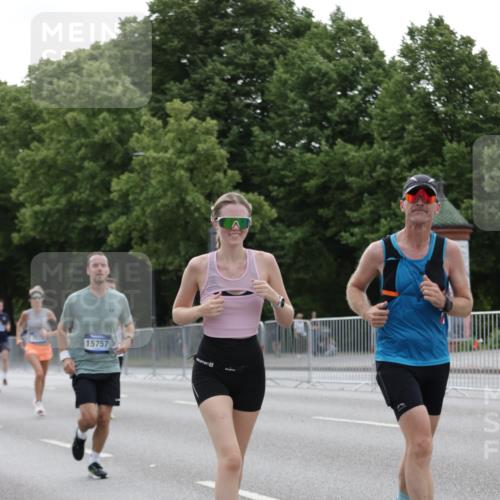 29.06.2025 - hella hamburg halbmarathon Jannik Wohlers http://msf.ph/oto/8243586 29.06.2025 10:30:07 Lombardsbrücke 1647, 2754, 2755, 2901, 4575, 4819, 6344, 7071, 10880, 11984, 12350, 12460, 12461, 12687, 12688, 14421, 15757, 15789, 15938, 16504, 16791, 16864, 18860 meine-sportfotos.de