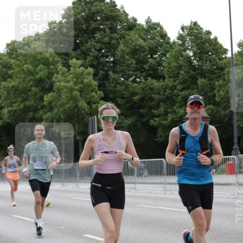 29.06.2025 - hella hamburg halbmarathon Jannik Wohlers http://msf.ph/oto/8243609 29.06.2025 10:30:07 Lombardsbrücke 1647, 2754, 2755, 2901, 4575, 4819, 6344, 7071, 10880, 11984, 12350, 12460, 12461, 12687, 12688, 14421, 15757, 15789, 15938, 16504, 16791, 16864, 18860 meine-sportfotos.de