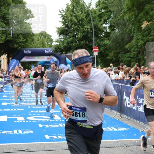 29.06.2025 - hella hamburg halbmarathon Zöllner http://msf.ph/oto/8243671 29.06.2025 10:56:34 Ziel 1583, 2083, 3413, 5721, 5744, 6399, 8542, 8652, 8863, 9562, 10093, 10665, 13863, 15407, 16257, 16261, 17268, 17734, 18746, 18835, 19120 meine-sportfotos.de