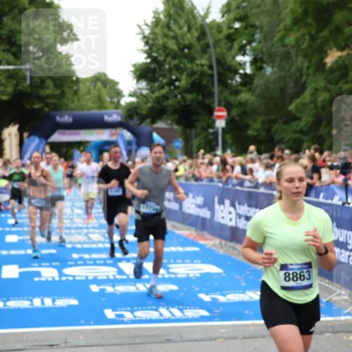 29.06.2025 - hella hamburg halbmarathon Zöllner http://msf.ph/oto/8243717 29.06.2025 10:56:35 Ziel 1583, 2083, 3413, 5721, 5744, 6399, 8542, 8652, 9562, 10093, 12509, 13863, 15407, 16257, 16261, 17268, 17734, 18746, 18835, 19120 meine-sportfotos.de