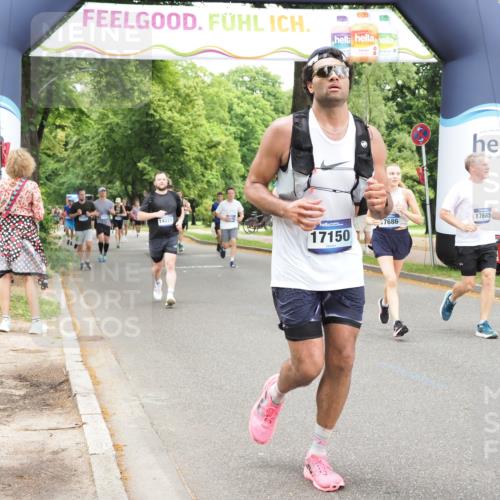 29.06.2025 - hella hamburg halbmarathon MichiJ http://msf.ph/oto/8243755 29.06.2025 10:50:46 Zwischen KM18-KM19 4389, 5511, 6966, 9986, 17140, 17142, 17150, 17533, 17685, 17686, 18382 meine-sportfotos.de