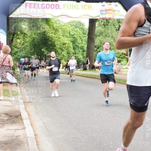 29.06.2025 - hella hamburg halbmarathon MichiJ http://msf.ph/oto/8243781 29.06.2025 10:50:46 Zwischen KM18-KM19 4389, 5511, 6966, 9986, 17140, 17142, 17150, 17533, 17685, 17686, 18382 meine-sportfotos.de