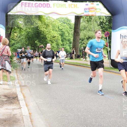 29.06.2025 - hella hamburg halbmarathon MichiJ http://msf.ph/oto/8243816 29.06.2025 10:50:47 Zwischen KM18-KM19 6966, 9986, 14225, 17140, 17150, 17321, 17533, 17685, 17686, 18382 meine-sportfotos.de