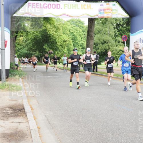 29.06.2025 - hella hamburg halbmarathon MichiJ http://msf.ph/oto/8243905 29.06.2025 10:28:02 Zwischen KM18-KM19 1343, 1803, 6686, 6687, 9265, 11619, 11806, 14311, 14699, 15744, 16820, 17360, 17792, 17916, 18149, 18285 meine-sportfotos.de