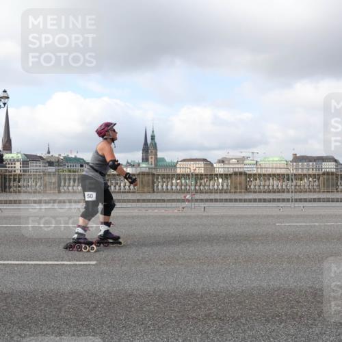 29.06.2025 - hella hamburg halbmarathon Lena Gebhardt http://msf.ph/oto/8243956 29.06.2025 09:02:29 Lombardsbrücke  meine-sportfotos.de
