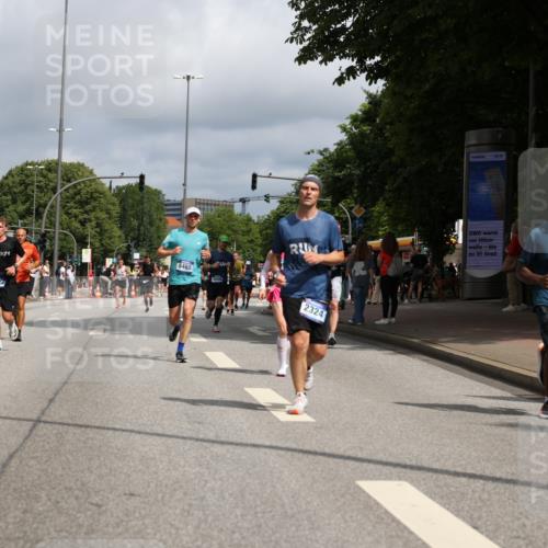 29.06.2025 - hella hamburg halbmarathon Yannick Fuchs http://msf.ph/oto/8244008 29.06.2025 10:35:04 20KM 1882, 1912, 2324, 2714, 2750, 2949, 3332, 4843, 5050, 5409, 5508, 5745, 5803, 5916, 6080, 8370, 8465, 8629, 9294, 10369, 10900, 10968, 11731, 11767, 12088, 12365, 12540, 12704, 12865, 13029, 13158, 13667, 14092, 14924, 15015, 15424, 15493, 15542, 15689, 16761, 17214, 17245, 17620, 17724, 18173, 18192, 18614 meine-sportfotos.de