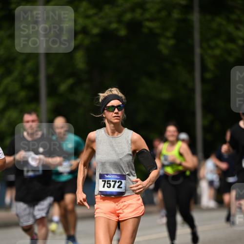 29.06.2025 - hella hamburg halbmarathon Dr. Thomas Lammeyer http://msf.ph/oto/8244243 29.06.2025 10:34:35 Kennedybrücke 2302, 3524, 3573, 4198, 4819, 6556, 6626, 7071, 7517, 9095, 9576, 9830, 10322, 10996 meine-sportfotos.de