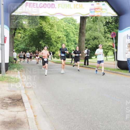 29.06.2025 - hella hamburg halbmarathon MichiJ http://msf.ph/oto/8244254 29.06.2025 10:28:06 Zwischen KM18-KM19 6687, 11806, 13190, 14359, 14699, 15336, 15556, 17916, 18149 meine-sportfotos.de