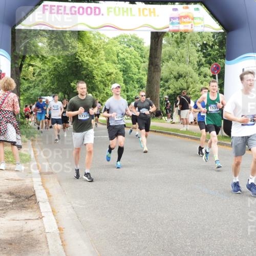 29.06.2025 - hella hamburg halbmarathon MichiJ http://msf.ph/oto/8244305 29.06.2025 10:50:51 Zwischen KM18-KM19 1531, 4945, 6966, 10742, 12836, 14225, 16770, 17150, 17321, 17533, 17685, 17686, 17818 meine-sportfotos.de