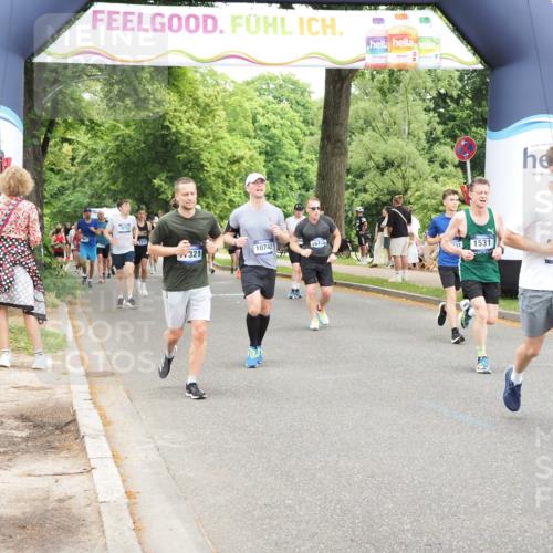 29.06.2025 - hella hamburg halbmarathon MichiJ http://msf.ph/oto/8244319 29.06.2025 10:50:51 Zwischen KM18-KM19 1531, 4945, 6966, 10742, 12836, 14225, 16770, 17150, 17321, 17533, 17685, 17686, 17818 meine-sportfotos.de