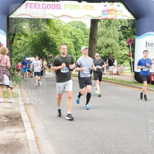 29.06.2025 - hella hamburg halbmarathon MichiJ http://msf.ph/oto/8244356 29.06.2025 10:50:52 Zwischen KM18-KM19 1531, 4945, 6966, 10742, 12836, 14225, 16770, 17150, 17321, 17533, 17685, 17686, 17818 meine-sportfotos.de