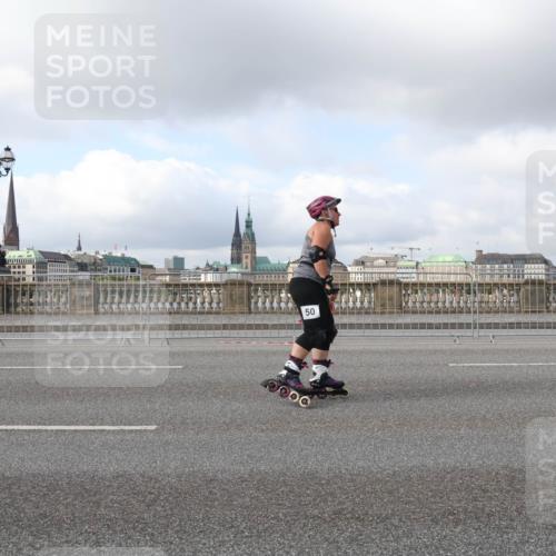 29.06.2025 - hella hamburg halbmarathon Lena Gebhardt http://msf.ph/oto/8244549 29.06.2025 09:02:29 Lombardsbrücke  meine-sportfotos.de