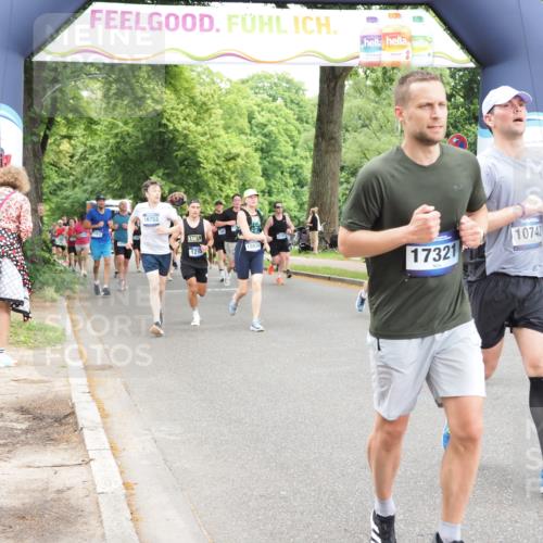 29.06.2025 - hella hamburg halbmarathon MichiJ http://msf.ph/oto/8244559 29.06.2025 10:50:53 Zwischen KM18-KM19 1531, 4945, 10742, 12836, 14225, 16770, 17321, 17818 meine-sportfotos.de