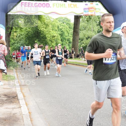 29.06.2025 - hella hamburg halbmarathon MichiJ http://msf.ph/oto/8244572 29.06.2025 10:50:53 Zwischen KM18-KM19 1531, 4945, 10742, 12836, 14225, 16770, 17321, 17818 meine-sportfotos.de