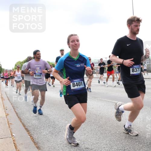 29.06.2025 - hella hamburg halbmarathon Lena Gebhardt http://msf.ph/oto/8244626 29.06.2025 10:33:57 Lombardsbrücke 1189, 1275, 1417, 1705, 1787, 1896, 2265, 2342, 2482, 2496, 2526, 2776, 2933, 3170, 3264, 3340, 3345, 3560, 3829, 3848, 4361, 4433, 4449, 4479, 4696, 4807, 4942, 5075, 5096, 5141, 5557, 5561, 5566, 5569, 5584, 5691, 5821, 5822, 5887, 6109, 6364, 6515, 6516, 6854, 6956, 6999, 7027, 7324, 7329, 7565, 7653, 8021, 8157, 8202, 8277, 8282, 8375, 8377, 8383, 8401, 8891, 9094, 9234, 9258, 9438, 9799, 9875, 9995, 10007, 10071, 10360, 10561, 11811 meine-sportfotos.de