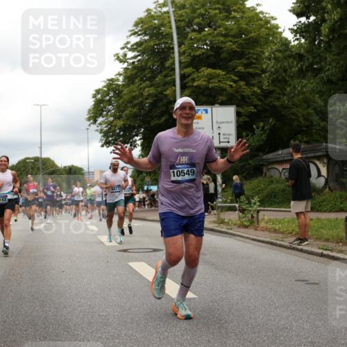 29.06.2025 - hella hamburg halbmarathon Yannick Fuchs http://msf.ph/oto/8244656 29.06.2025 10:47:36 20KM 1030, 1061, 1151, 1502, 1706, 1727, 2058, 2070, 2082, 2354, 2518, 2630, 3096, 3208, 3209, 3819, 4770, 5020, 5638, 5866, 6481, 6511, 6512, 6629, 6762, 6877, 6942, 7177, 7274, 7864, 7918, 8335, 8390, 8447, 9142, 10549, 10891, 10895, 11068, 11844, 12379, 12413, 12490, 12632, 12909, 13032, 13033, 13289, 13397, 13865, 13912, 13997, 15061, 15126, 15441, 15497, 15502, 15838, 15856, 15946, 16477, 16538, 17348, 18134, 18143, 18418, 18487, 18590 meine-sportfotos.de
