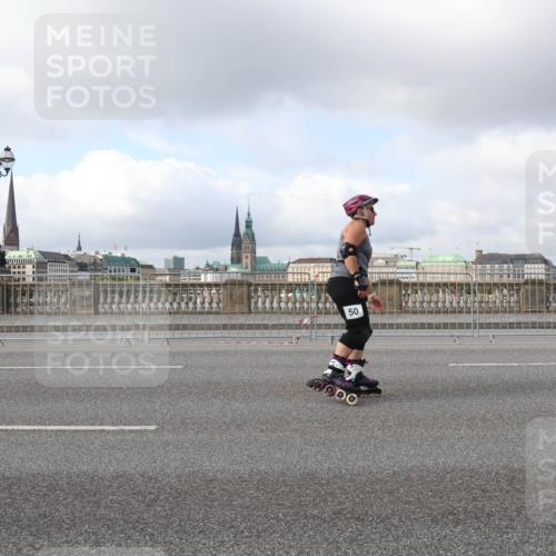29.06.2025 - hella hamburg halbmarathon Lena Gebhardt http://msf.ph/oto/8244702 29.06.2025 09:02:29 Lombardsbrücke  meine-sportfotos.de
