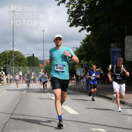 29.06.2025 - hella hamburg halbmarathon Yannick Fuchs http://msf.ph/oto/8244736 29.06.2025 10:35:06 20KM 1882, 1912, 2324, 2714, 2750, 2949, 3332, 4843, 5050, 5508, 5745, 5803, 5916, 6080, 7080, 7284, 8370, 8465, 8629, 10369, 10900, 10934, 10968, 11731, 11767, 12088, 12365, 12540, 12704, 12865, 13029, 13158, 13667, 14092, 14924, 15015, 15424, 15493, 15542, 15689, 17214, 17620, 17724, 18173, 18192, 18614 meine-sportfotos.de