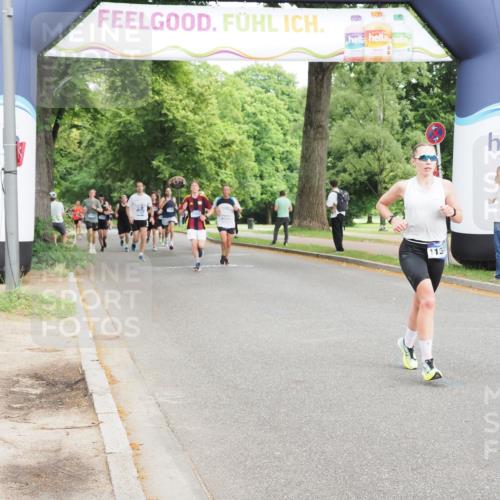 29.06.2025 - hella hamburg halbmarathon MichiJ http://msf.ph/oto/8244785 29.06.2025 10:28:10 Zwischen KM18-KM19 10900, 11305, 13190, 14359, 14699, 15336, 15556, 16656 meine-sportfotos.de