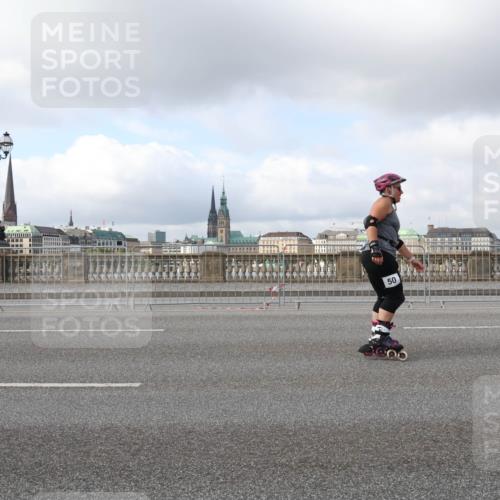 29.06.2025 - hella hamburg halbmarathon Lena Gebhardt http://msf.ph/oto/8244892 29.06.2025 09:02:29 Lombardsbrücke  meine-sportfotos.de