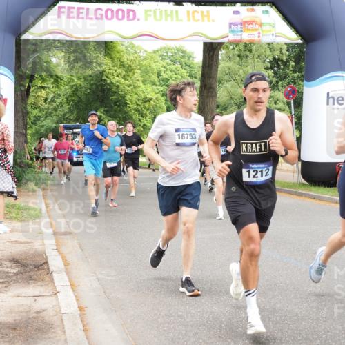29.06.2025 - hella hamburg halbmarathon MichiJ http://msf.ph/oto/8245008 29.06.2025 10:50:56 Zwischen KM18-KM19 1212, 1531, 4945, 5653, 9681, 10742, 11556, 11657, 12781, 12836, 13932, 16753, 16770, 17818 meine-sportfotos.de
