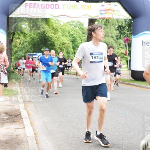 29.06.2025 - hella hamburg halbmarathon MichiJ http://msf.ph/oto/8245067 29.06.2025 10:50:56 Zwischen KM18-KM19 1212, 1531, 4945, 5653, 9681, 10742, 11556, 11657, 12781, 12836, 13932, 16753, 16770, 17818 meine-sportfotos.de