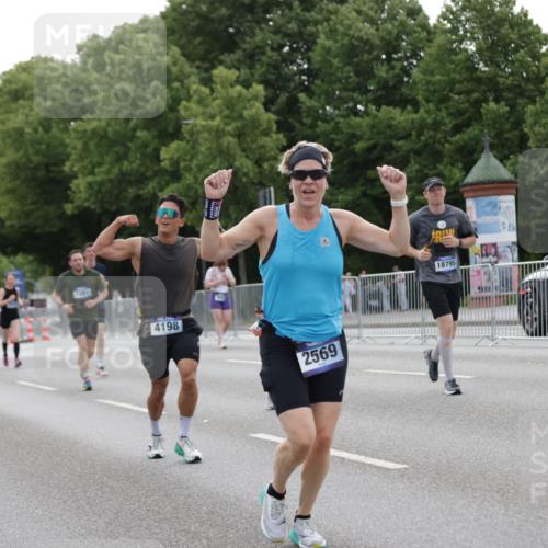 29.06.2025 - hella hamburg halbmarathon Jannik Wohlers http://msf.ph/oto/8245112 29.06.2025 10:30:18 Lombardsbrücke 1059, 1472, 1647, 2505, 2569, 2754, 2755, 3281, 4198, 4575, 4819, 6344, 6556, 7071, 7120, 9830, 11984, 12460, 12461, 14216, 15299, 15757, 16791, 18362, 18795, 18860 meine-sportfotos.de