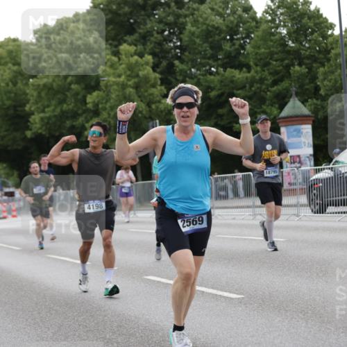 29.06.2025 - hella hamburg halbmarathon Jannik Wohlers http://msf.ph/oto/8245124 29.06.2025 10:30:18 Lombardsbrücke 1059, 1472, 1647, 2505, 2569, 2754, 2755, 3281, 4198, 4575, 4819, 6344, 6556, 7071, 7120, 9830, 11984, 12460, 12461, 14216, 15299, 15757, 16791, 18362, 18795, 18860 meine-sportfotos.de