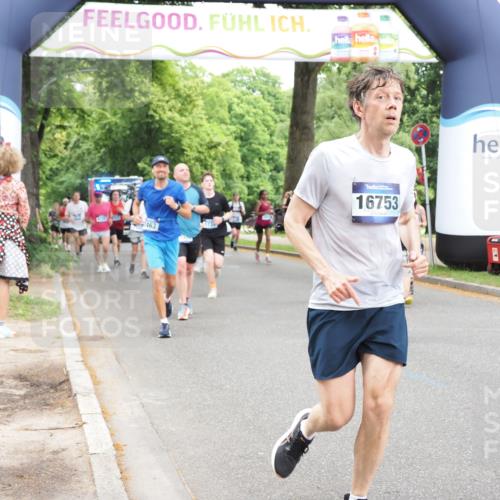 29.06.2025 - hella hamburg halbmarathon MichiJ http://msf.ph/oto/8245129 29.06.2025 10:50:56 Zwischen KM18-KM19 1212, 1531, 4945, 5653, 9681, 10742, 11556, 11657, 12781, 12836, 13932, 16753, 16770, 17818 meine-sportfotos.de