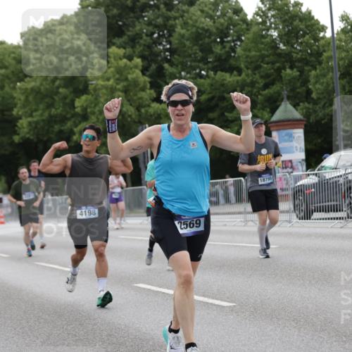 29.06.2025 - hella hamburg halbmarathon Jannik Wohlers http://msf.ph/oto/8245141 29.06.2025 10:30:18 Lombardsbrücke 1059, 1472, 1647, 2505, 2569, 2754, 2755, 3281, 4198, 4575, 4819, 6344, 6556, 7071, 7120, 9830, 11984, 12460, 12461, 14216, 15299, 15757, 16791, 18362, 18795, 18860 meine-sportfotos.de