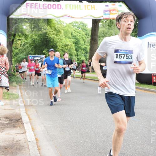 29.06.2025 - hella hamburg halbmarathon MichiJ http://msf.ph/oto/8245148 29.06.2025 10:50:56 Zwischen KM18-KM19 1212, 1531, 4945, 5653, 9681, 10742, 11556, 11657, 12781, 12836, 13932, 16753, 16770, 17818 meine-sportfotos.de