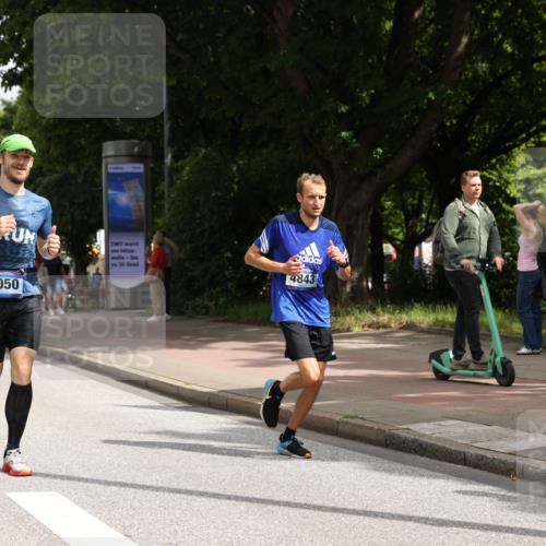 29.06.2025 - hella hamburg halbmarathon Yannick Fuchs http://msf.ph/oto/8245367 29.06.2025 10:35:08 20KM 1882, 1912, 2324, 2714, 2949, 3332, 4843, 4889, 5007, 5014, 5050, 5745, 5803, 5916, 6080, 7080, 7284, 8074, 8370, 8465, 8629, 8966, 9979, 10369, 10900, 10934, 10968, 11731, 11767, 11959, 12088, 12365, 12540, 12704, 12865, 13029, 13158, 13667, 14092, 14820, 14924, 15424, 15493, 15542, 15689, 16249, 17214, 17620, 17724, 18173, 18192, 18614 meine-sportfotos.de