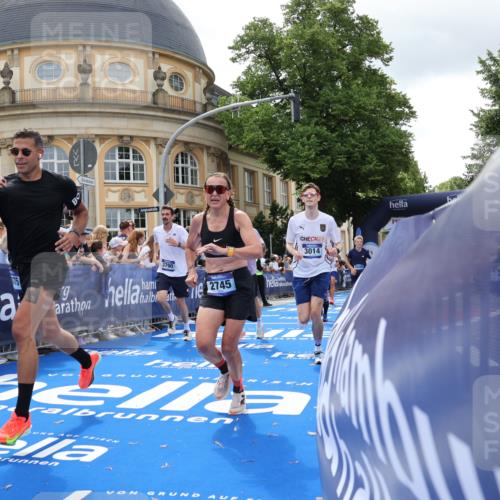 29.06.2025 - hella hamburg halbmarathon Strokosch-Dieckow http://msf.ph/oto/8245464 29.06.2025 10:38:28 Ziel 1710, 2745, 3014, 3431, 3790, 7110, 8571, 11379, 14905, 14992, 16075, 16280, 17154, 18357, 18761 meine-sportfotos.de