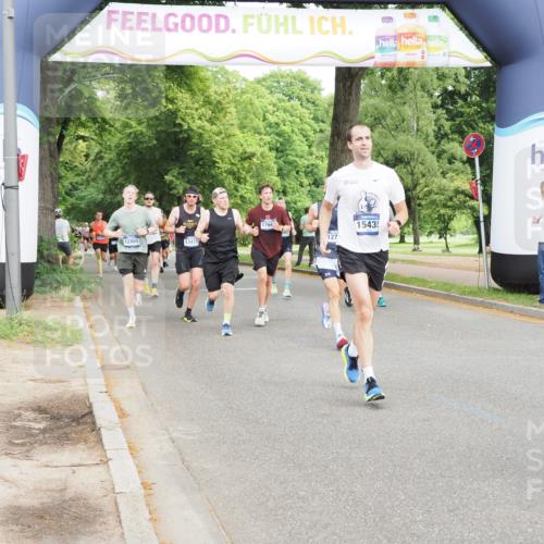 29.06.2025 - hella hamburg halbmarathon MichiJ http://msf.ph/oto/8245480 29.06.2025 10:28:15 Zwischen KM18-KM19 2546, 10900, 11305, 12772, 12865, 13479, 15435, 16656, 17668 meine-sportfotos.de