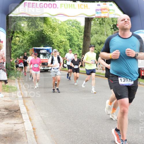 29.06.2025 - hella hamburg halbmarathon MichiJ http://msf.ph/oto/8245508 29.06.2025 10:50:59 Zwischen KM18-KM19 1212, 1733, 1851, 2463, 4985, 5653, 7333, 9681, 10824, 11556, 11657, 12781, 12843, 13932, 16753, 17112, 19241 meine-sportfotos.de
