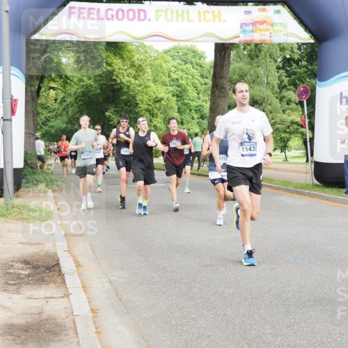 29.06.2025 - hella hamburg halbmarathon MichiJ http://msf.ph/oto/8245524 29.06.2025 10:28:15 Zwischen KM18-KM19 2546, 10900, 11305, 12772, 12865, 13479, 15435, 16656, 17668 meine-sportfotos.de