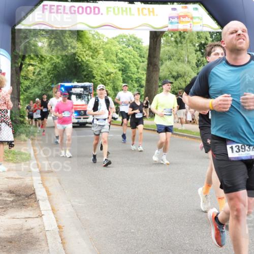 29.06.2025 - hella hamburg halbmarathon MichiJ http://msf.ph/oto/8245531 29.06.2025 10:50:59 Zwischen KM18-KM19 1212, 1733, 1851, 2463, 4985, 5653, 7333, 9681, 10824, 11556, 11657, 12781, 12843, 13932, 16753, 17112, 19241 meine-sportfotos.de