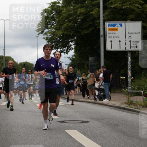 29.06.2025 - hella hamburg halbmarathon Yannick Fuchs http://msf.ph/oto/8245556 29.06.2025 10:47:40 20KM 1030, 1151, 1267, 1502, 1727, 1870, 2058, 2070, 2082, 2354, 2518, 2630, 3096, 3208, 3209, 3819, 4770, 5020, 5638, 5866, 6294, 6481, 6511, 6512, 6629, 6762, 6877, 6942, 7274, 7918, 8335, 8390, 8447, 9142, 9791, 9922, 10549, 10891, 10895, 11068, 11844, 12321, 12379, 12632, 12909, 13032, 13033, 13289, 13397, 13865, 13912, 13997, 15061, 15441, 15497, 15502, 15838, 15856, 15946, 16477, 17348, 17482, 18134, 18143, 18418, 18487, 18590, 18612 meine-sportfotos.de